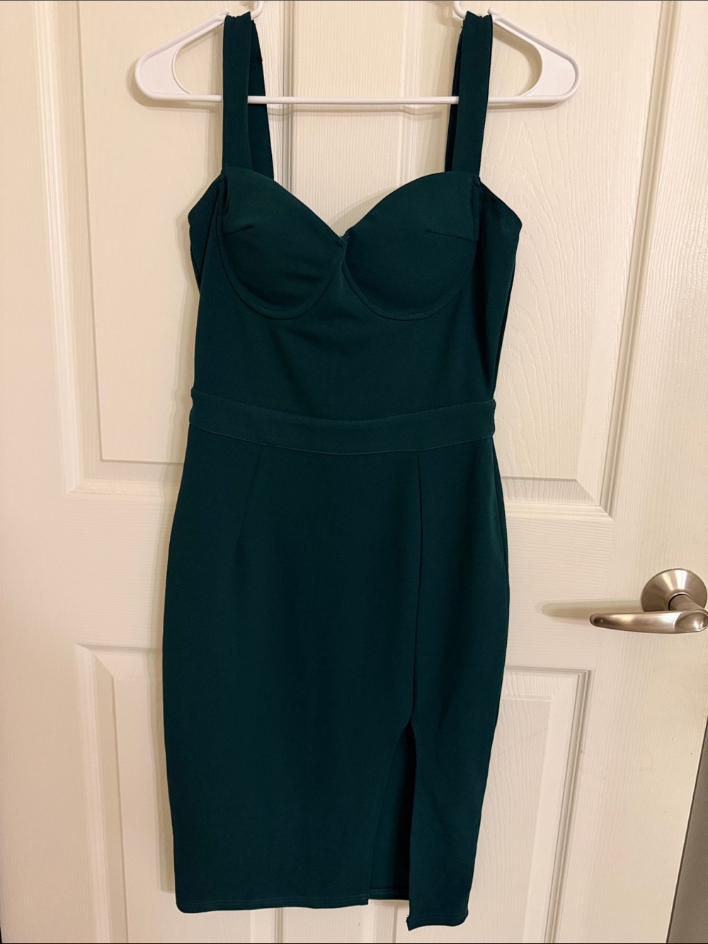 Sleeveless Emerald Midi Dress with Bustier Bodice